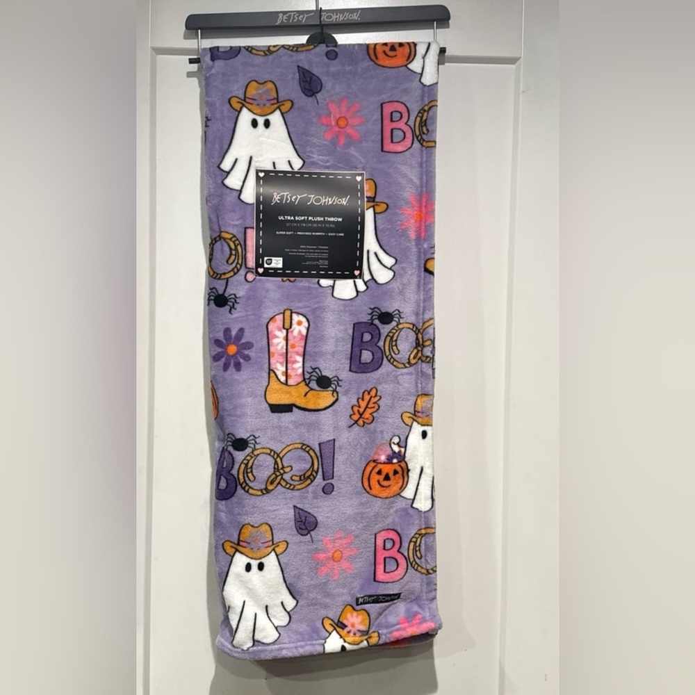 Betsey Johnson Cowgirl Ghost Halloween Throw/Blanket
